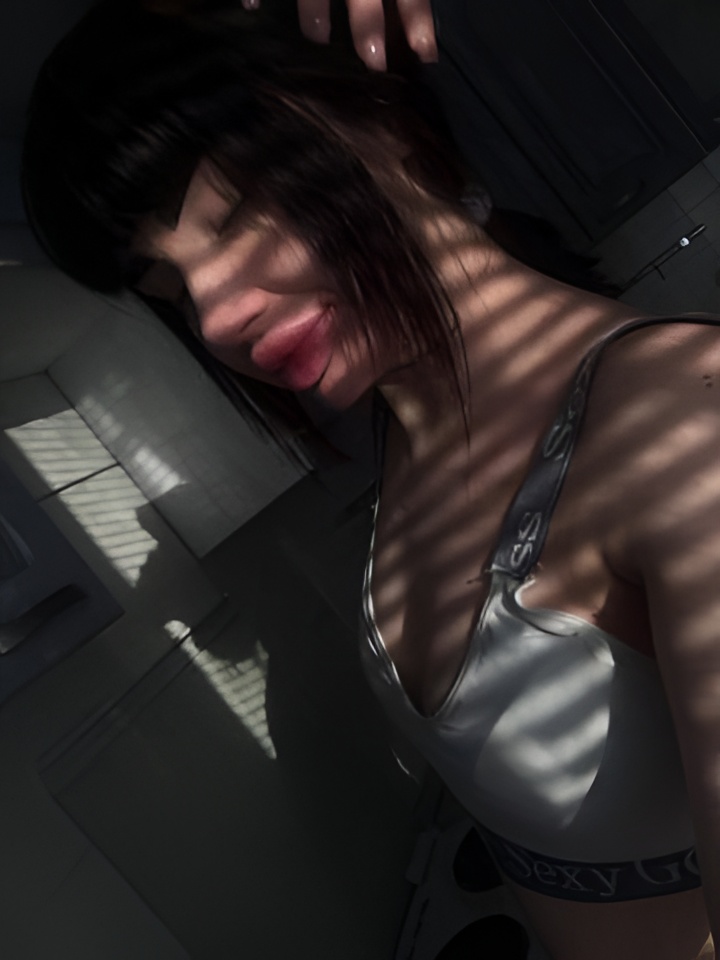 Алена привлекальеная девушка из Норильска цена от 4000 руб