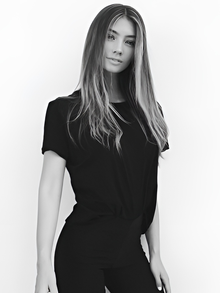 Индивидуалка Азалия, доступна для личного знакомства от 1500 руб