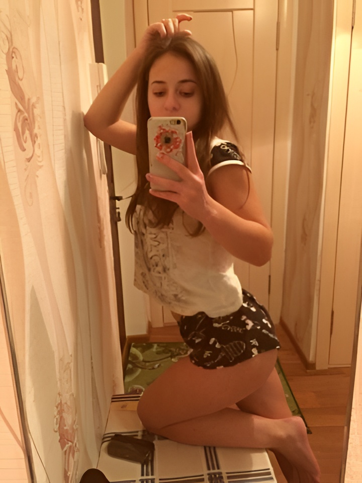 Риана привлекальеная девушка из Норильска цена от 10000 руб