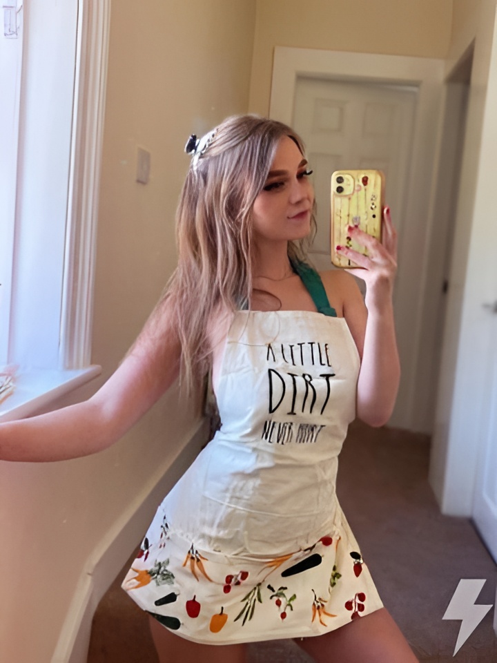 Татьяна привлекальеная девушка из Норильска цена от 10000 руб