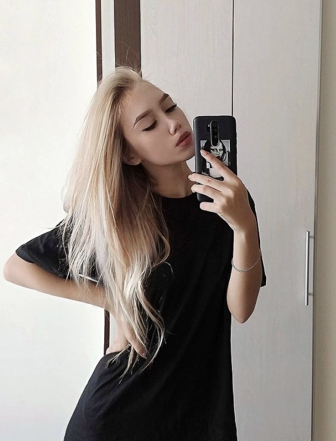 🎥 Вивьен привлекальеная девушка из Норильска цена от 3500 руб