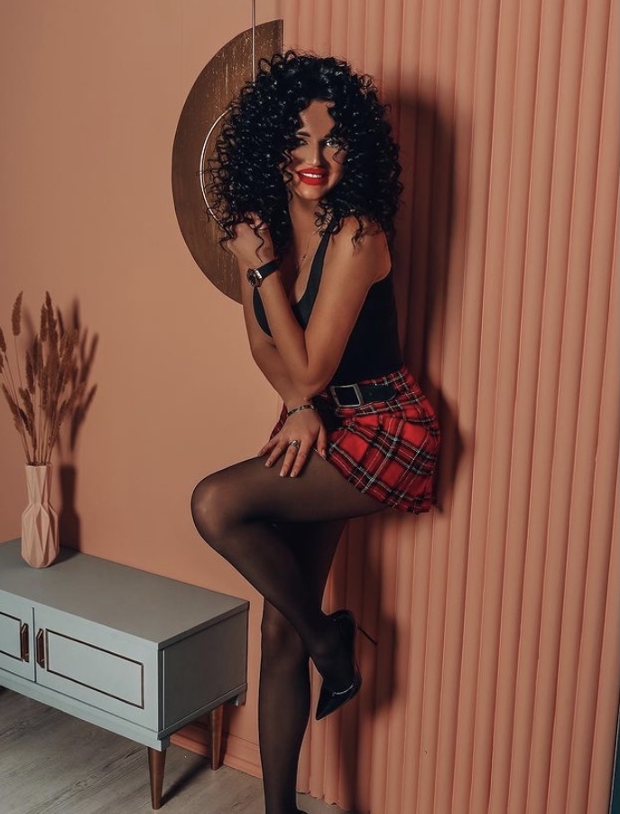 🎥 Людмила привлекальеная девушка из Норильска цена от 3500 руб