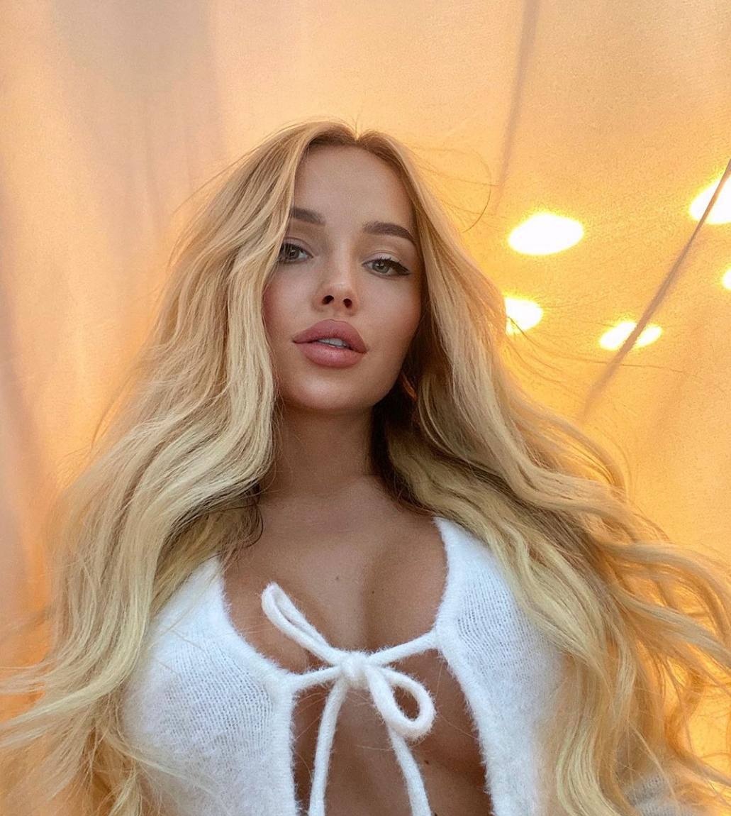 Надежда привлекальеная девушка из Норильска цена от 3500 руб