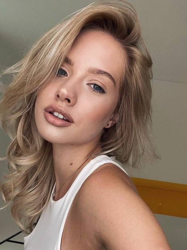 🎥 Инга привлекательная девушка из Норильска цена от 3000 руб