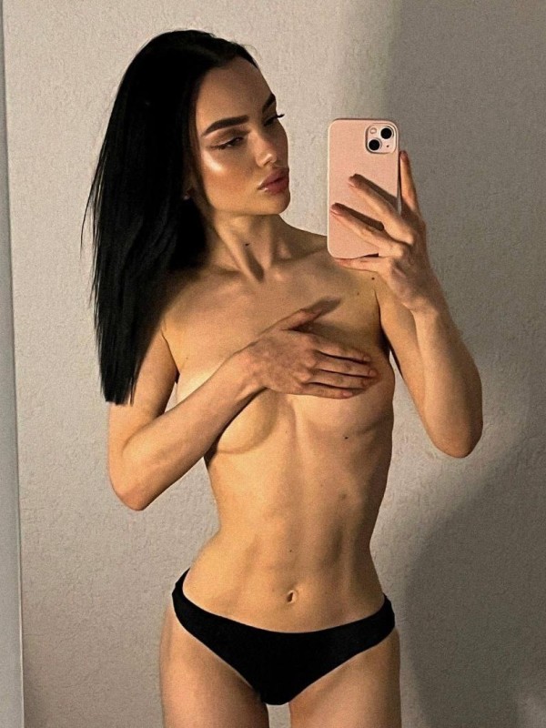 Милана привлекательная девушка из Норильска цена от 3000 руб