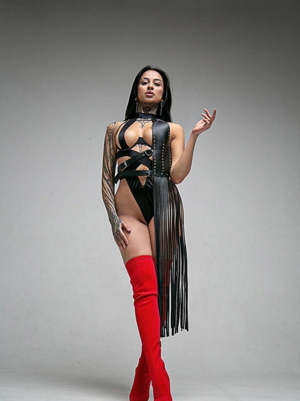 Таня привлекательная девушка из Норильска цена от 7000 руб