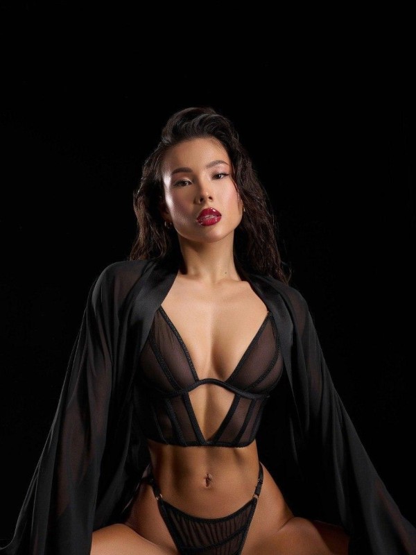 Светка привлекательная девушка из Норильска цена от 5000 руб